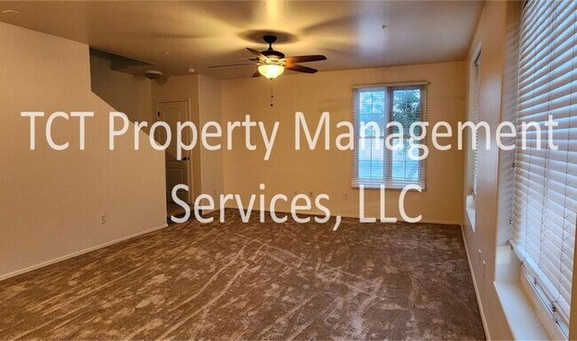 Foto del edificio - Beautiful 3 Bedroom Townhome Gated Gilbert Community!