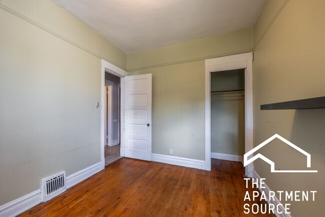 Foto del edificio - 1631 N Mozart St