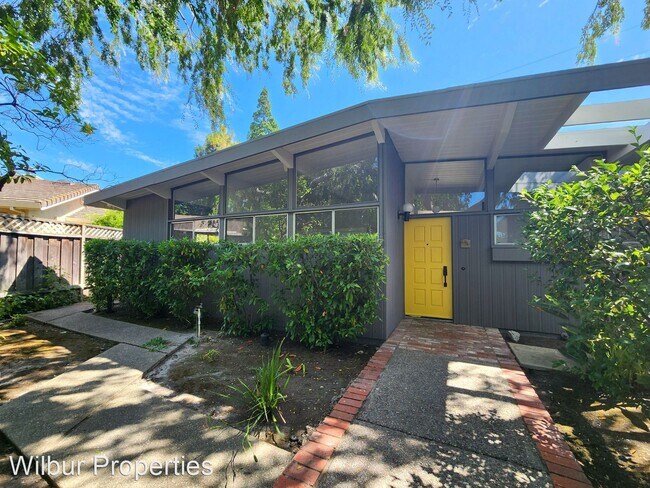 Foto del edificio - 4 br, 3 bath House - 3990 Duncan Place