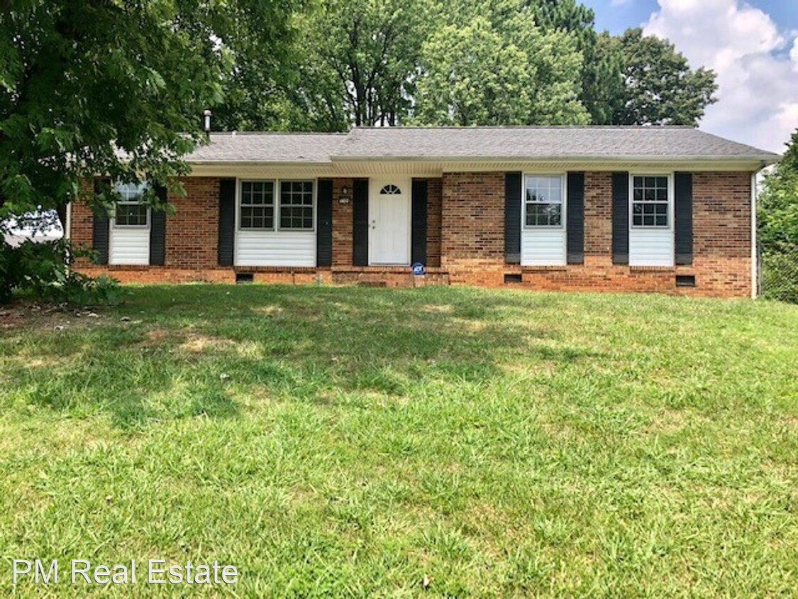Primary Photo - 3 br, 1.5 bath House - 1104 Amity Drive