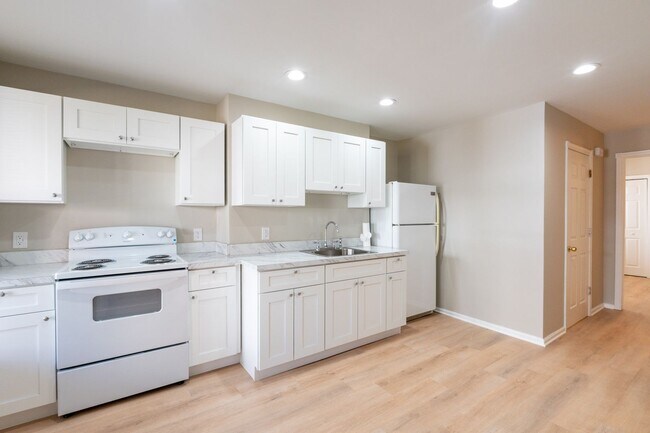 Foto del edificio - 3828 Cambridge St