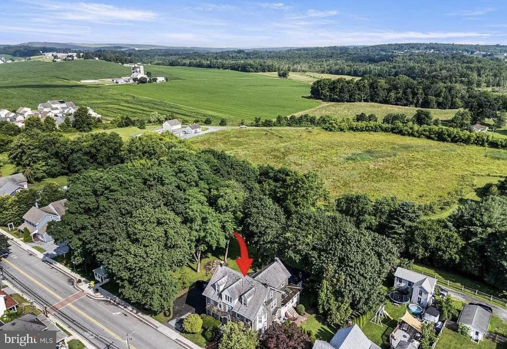 Building Photo - 28 W Main St