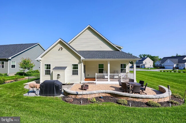 Building Photo - 1438 Copper Beech Dr