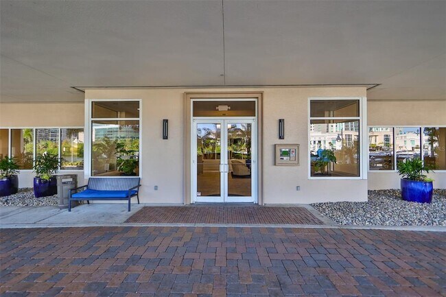 Building Photo - 371 Channelside Walk Way