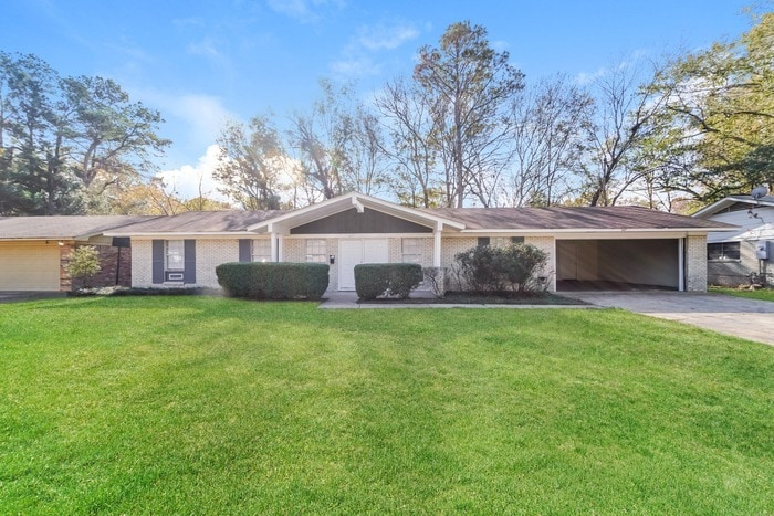 Primary Photo - Beautiful 4 Bedroom in Jackson