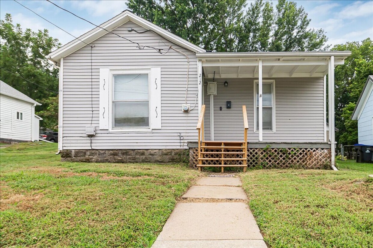 Foto principal - 212 W North St