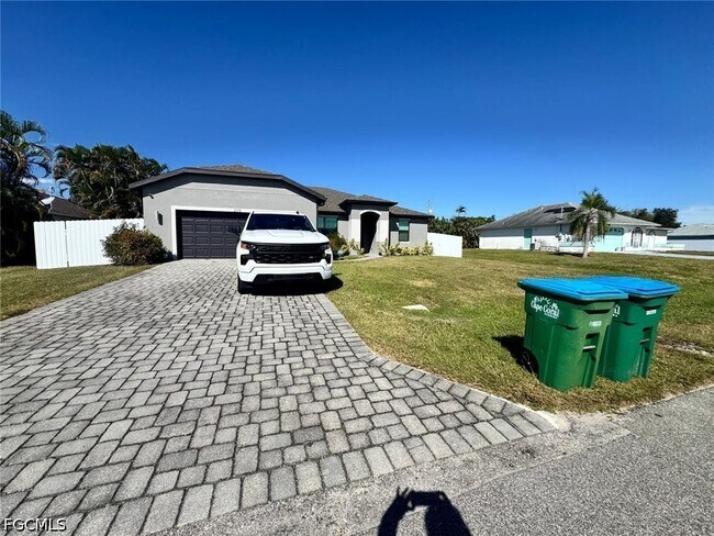 Foto del edificio - 209 SE 26th Terrace