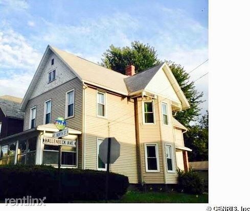 Foto principal - 112 E North St