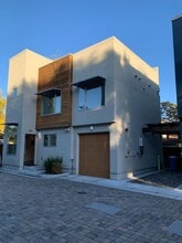 Building Photo - 735 Bay Rd