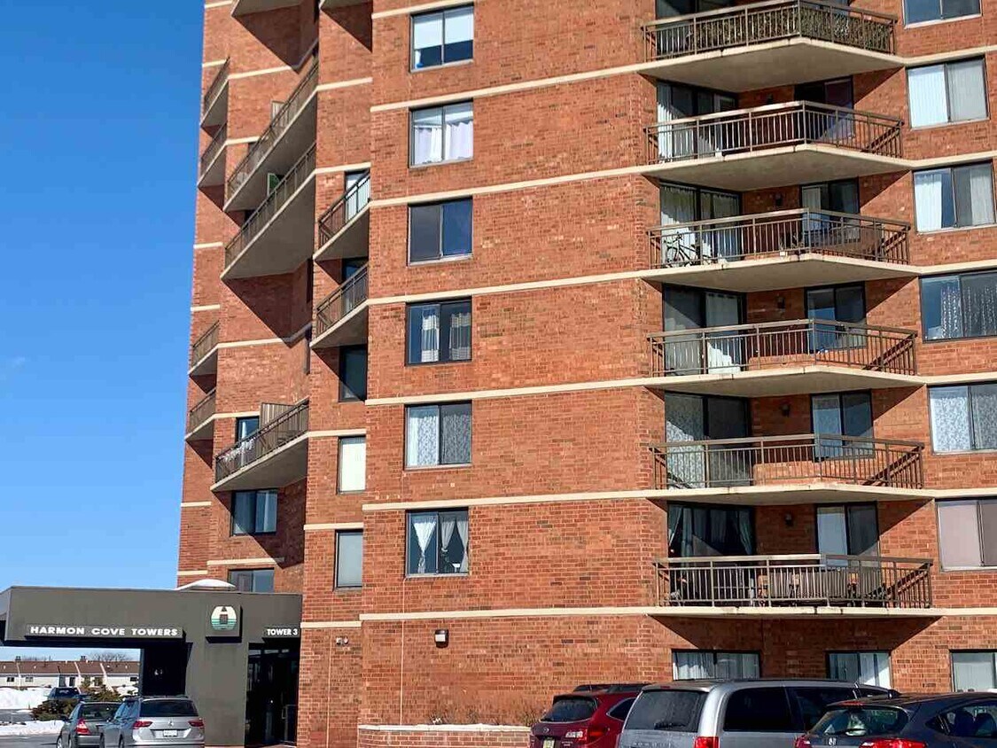 319 Harmon Cove Tower Unit 319, Secaucus, NJ 07094 Condo for Rent in
