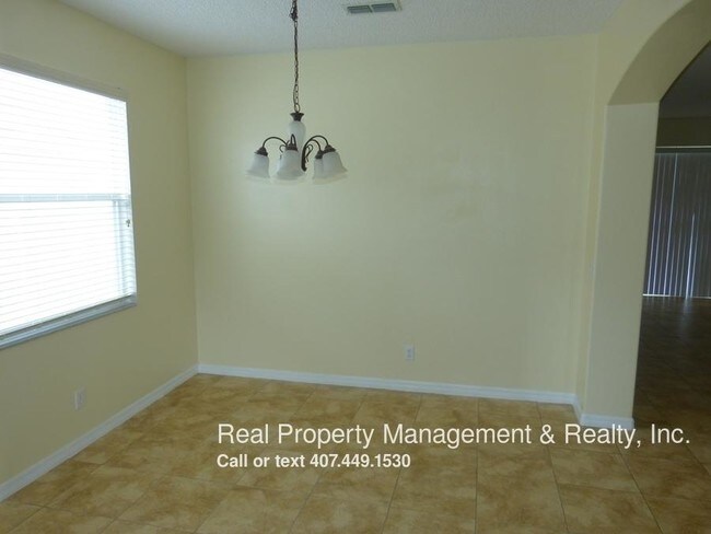 Building Photo - 5 bedroom in Orlando FL 32829
