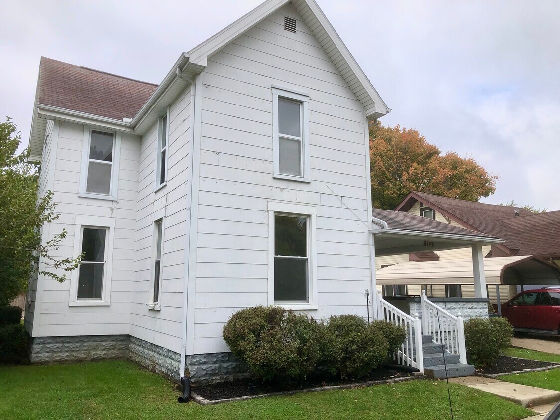 3910 S Harmon St, Marion, IN 46953 Townhome Rentals in Marion IN