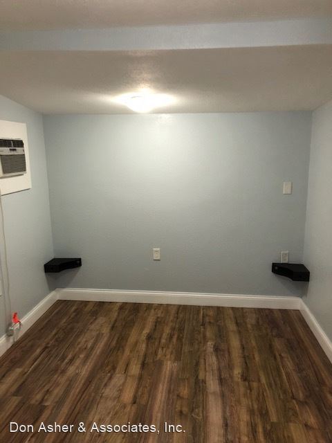 Building Photo - 1 br, 1 bath House - 201 N. Lakewood