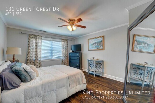 Foto del edificio - 131 Green Forest Dr