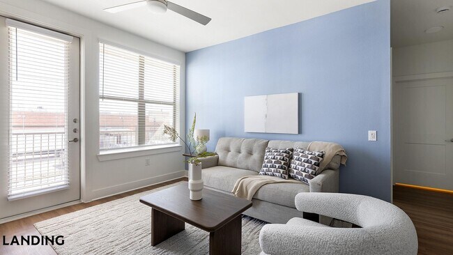 Foto del edificio - 108 N US Hwy 377