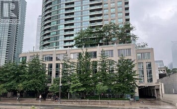 Building Photo - 18 Yonge St
