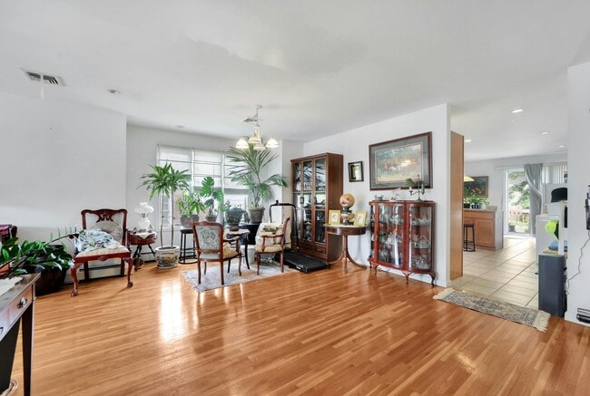 Foto del edificio - 467 3rd St
