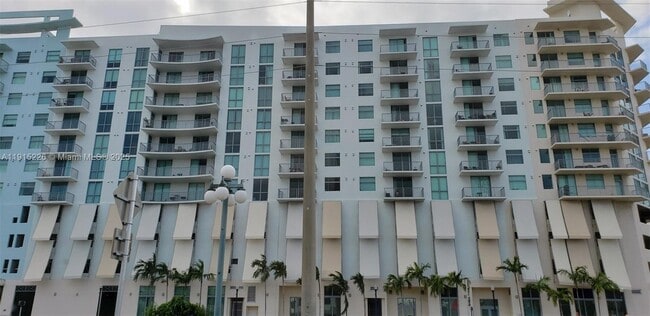 Foto del edificio - 140 S Dixie Hwy