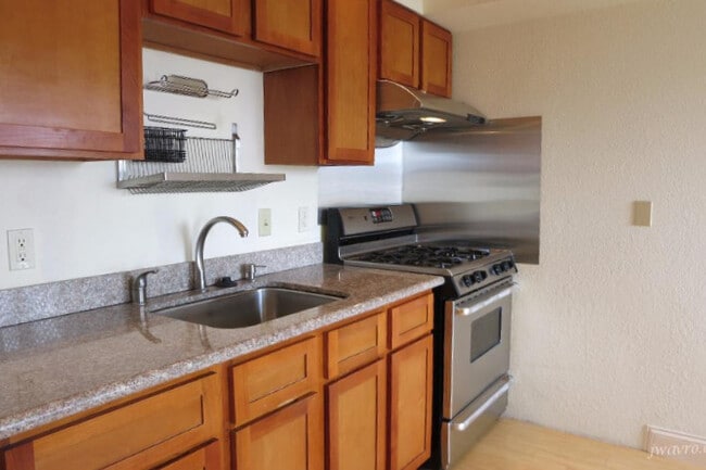 Photo - 1034 Carolina St Apartment