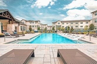 Building Photo - The Magnolia at Georgetown