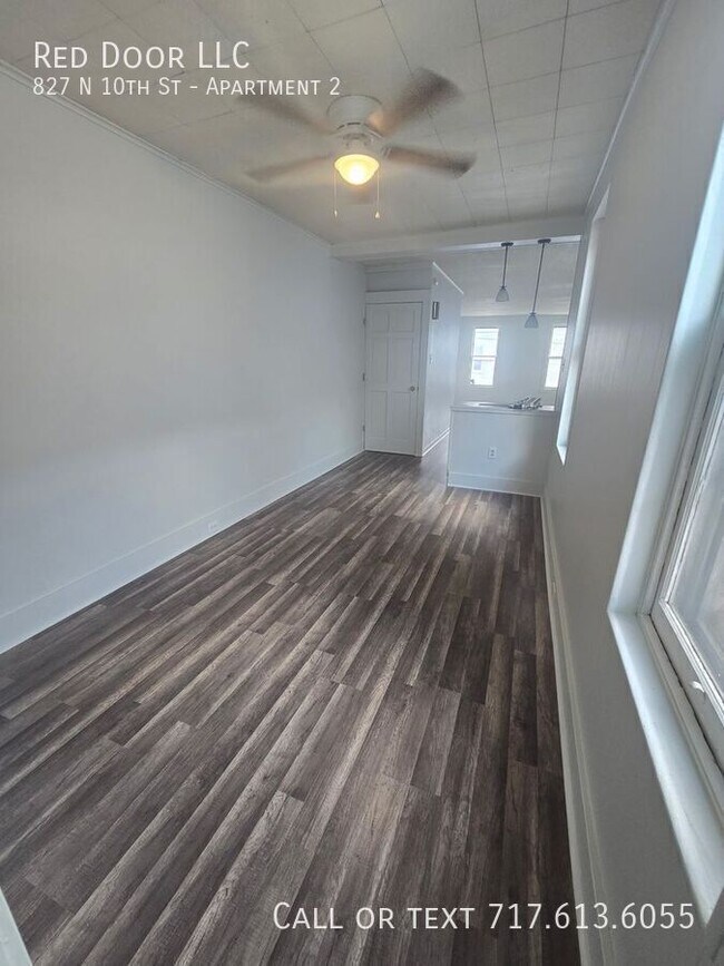 Building Photo - 827 N 10th St