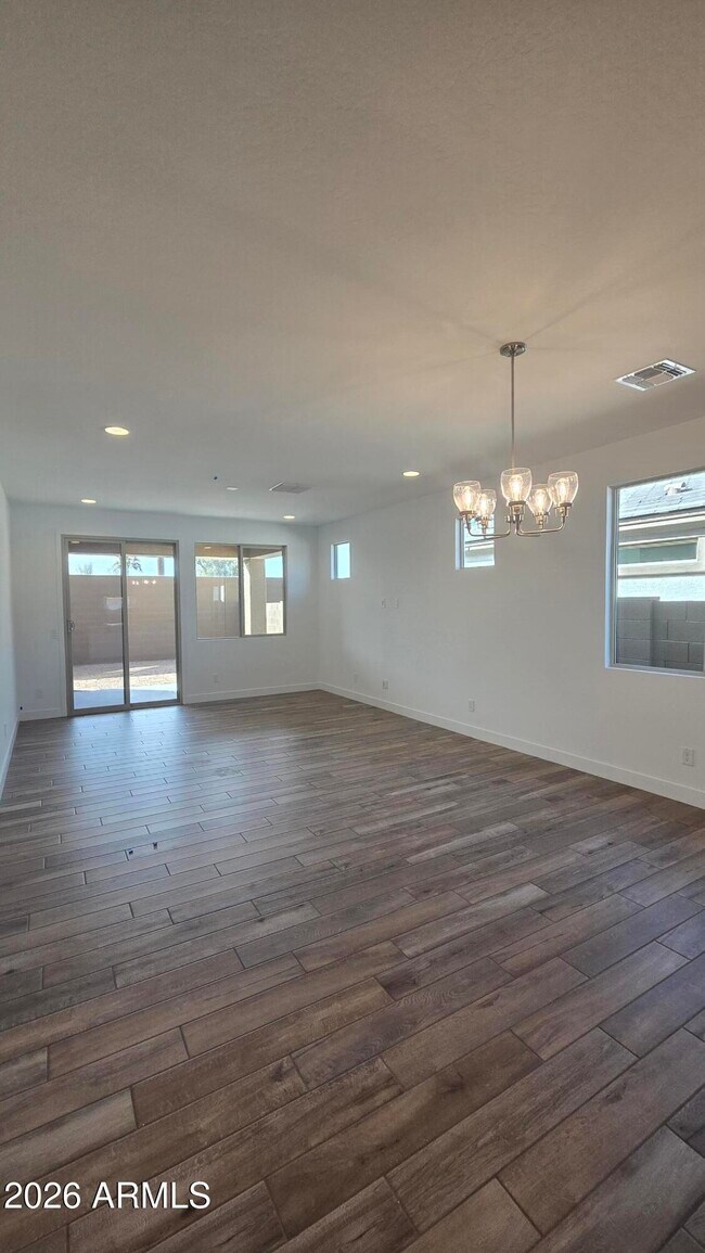 Foto del edificio - 8823 W Pasadena Ave