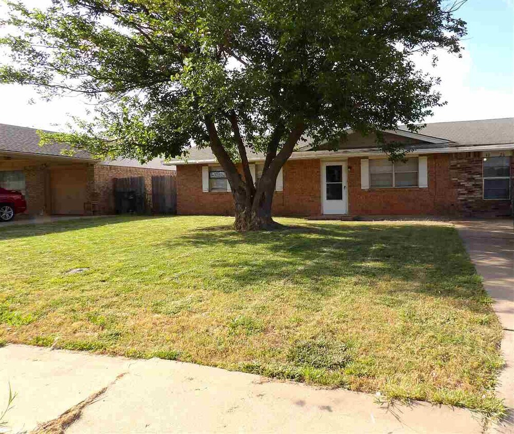 Primary Photo - 4626 SW J Ave