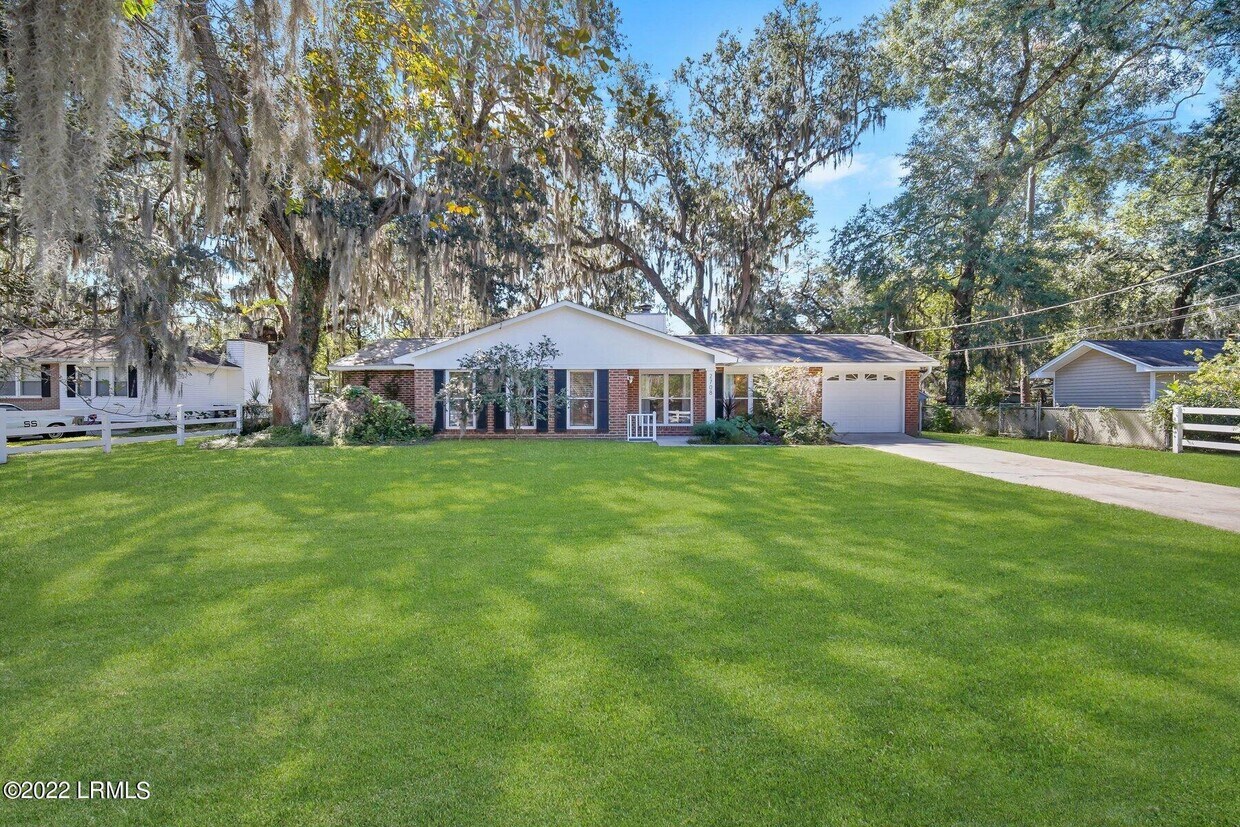 2708 Boyer St, Beaufort, SC 29902 House Rental in Beaufort, SC