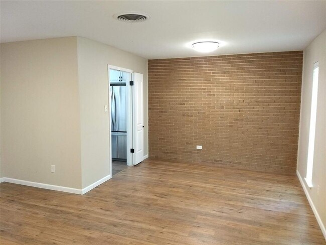 Foto del edificio - 3109 High Meadows Dr