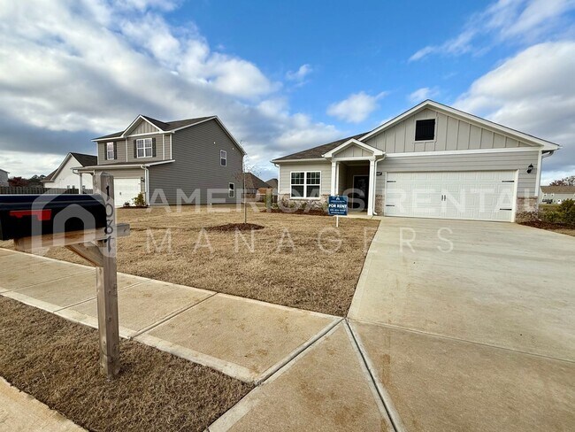 Foto del edificio - Montevallo, AL!! Available to View Now!!!