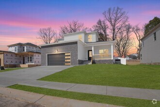 Building Photo - 501 Halifax Ct