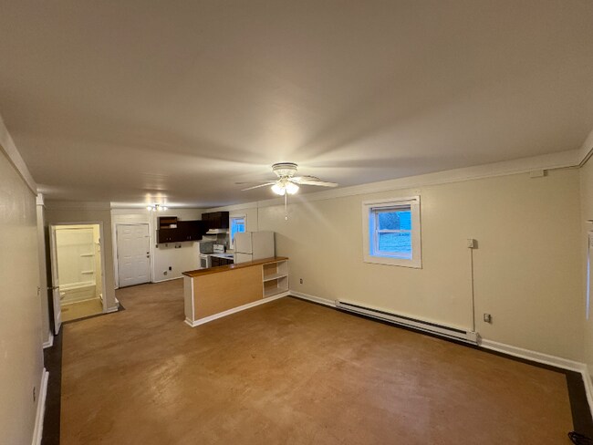 Foto del edificio - 706 Cherry Mountain St