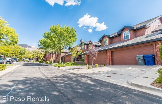 Foto del edificio - 3 br, 2.5 bath House - 18 Williamsburg Drive