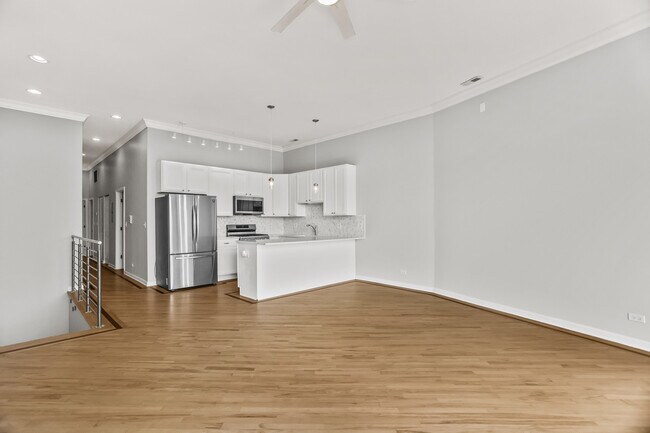 Foto del edificio - 2625 W Chicago Ave