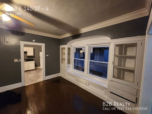 Building Photo - 3318 E 140th St