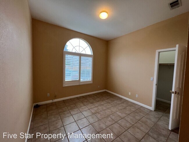 Foto del edificio - 4 br, 3 bath House - 1628 Snyder Ave