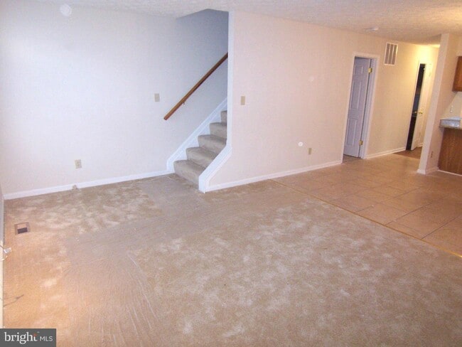 Building Photo - 502 Park Manor Cir