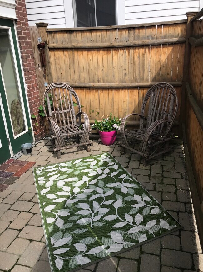 Patio privado - 4 Center Ct