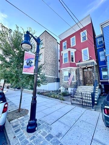 Building Photo - 809 Palisade Ave