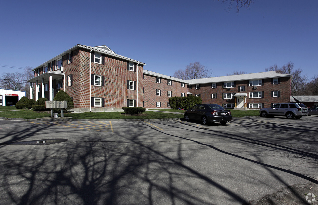 177 Crescent St, Shrewsbury, MA 01545 Apartments - Shrewsbury, MA