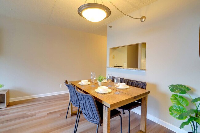 Foto del edificio - 401 12th St S