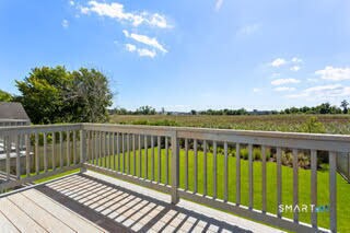 Foto del edificio - 928 Reef Rd