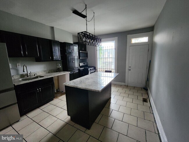Foto del edificio - 1675 Cliftview Ave