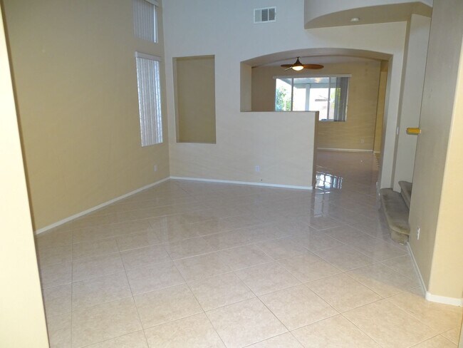 Foto del edificio - 4 Bedroom Home In Gated Community