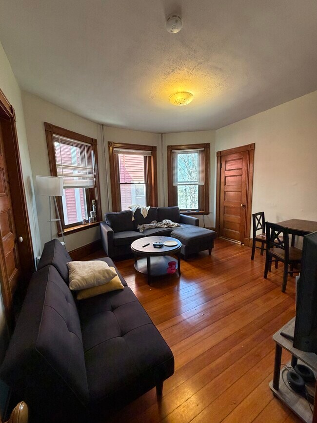 Foto del edificio - 174 Saint Alphonsus St