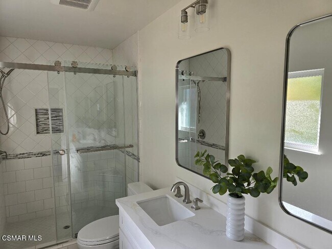 Foto del edificio - 1404 Suffolk Ave