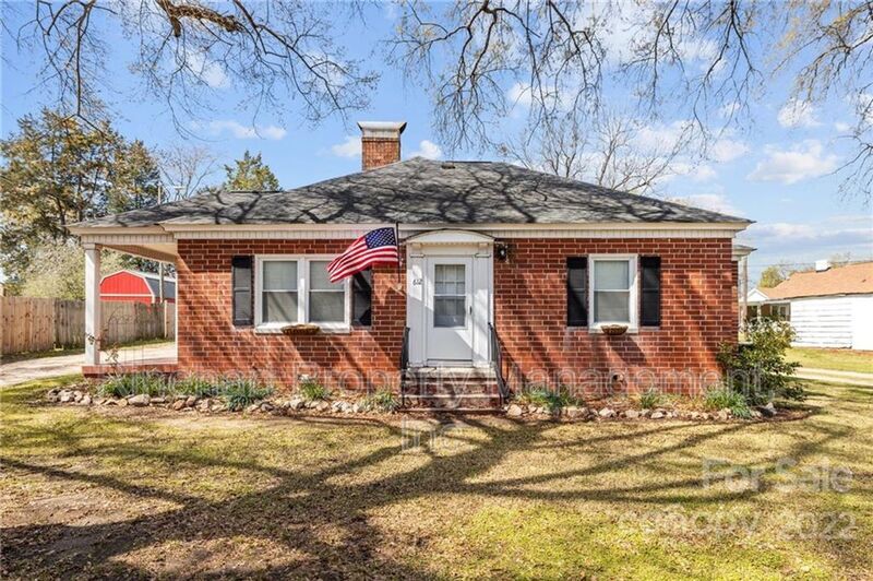 612 Ballard St, Chester, SC 29706 House Rental in Chester, SC