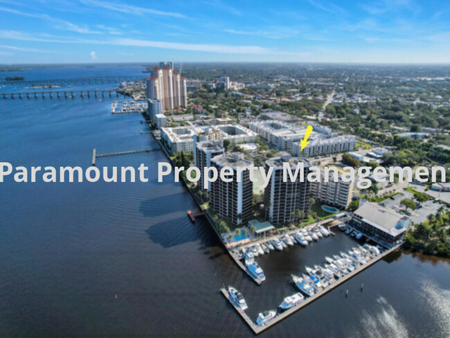 Building Photo - Luxury Condo in Downtown Fort Myers-Riverf...
