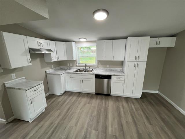Building Photo - 2115 Dollye Dr