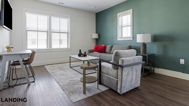 Building Photo - 20915 Wilderness Oak